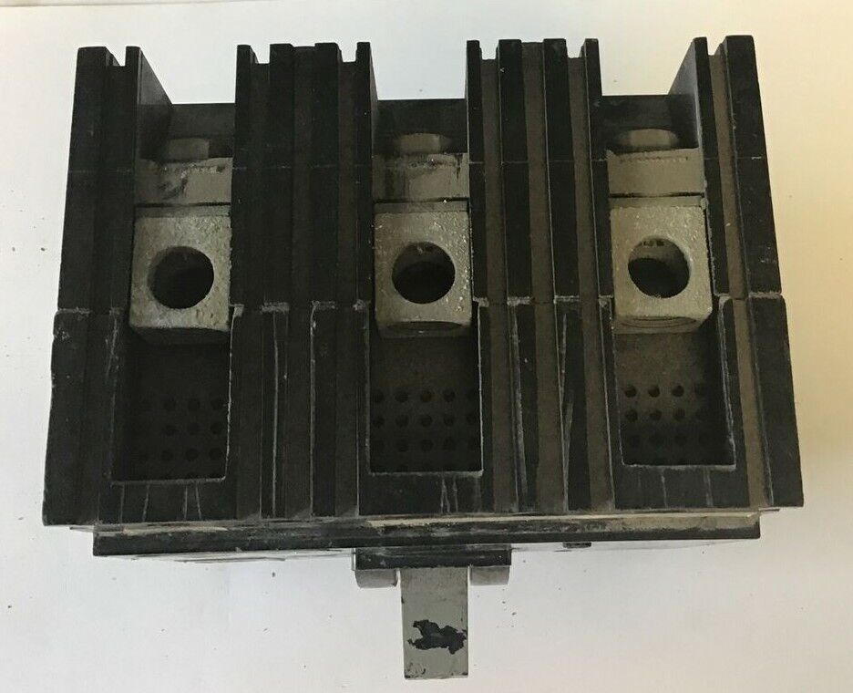 SQUARE D FHL 36070 CIRCUIT BREAKER 600VAC 70AMP