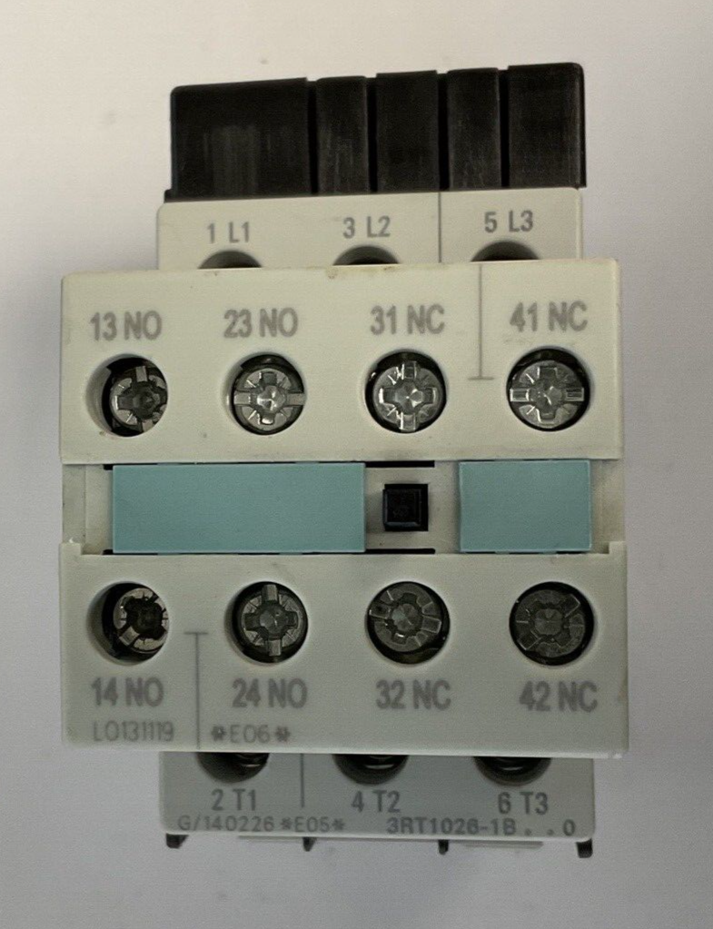 SIEMENS 3RT102-1B..0 W/3RH1921-1FA22 CONTACTOR 50/60HZ 600VAC W/3RT1926-1TR00