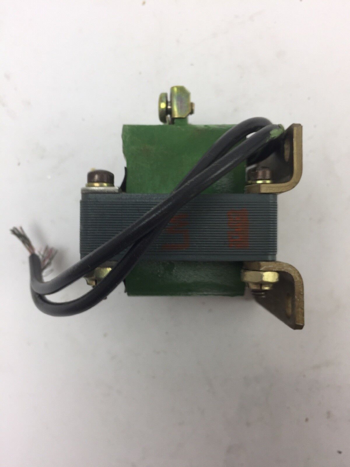 GE CR9500A100A100A SOLENOID 415V 50HZ PULL TYPE END MTG * NO PLUNGER *