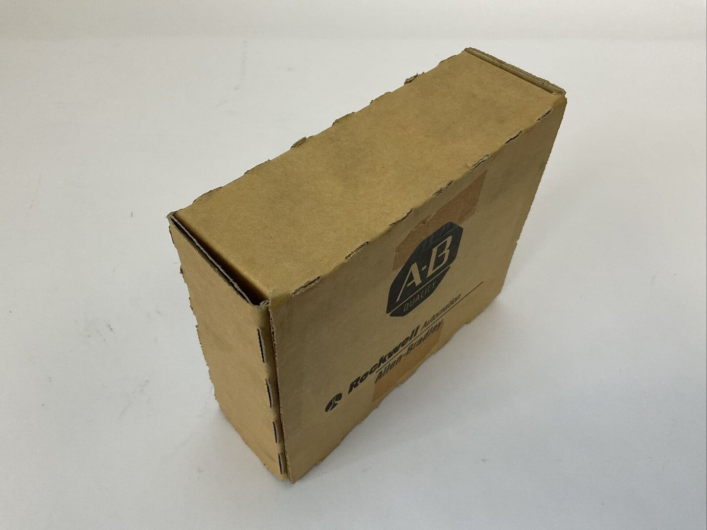 ALLEN BRADLEY 1769-ECL SER A F/W REV N/A DIR/VER 95320732/03 LEFT END CAP/ TERMI