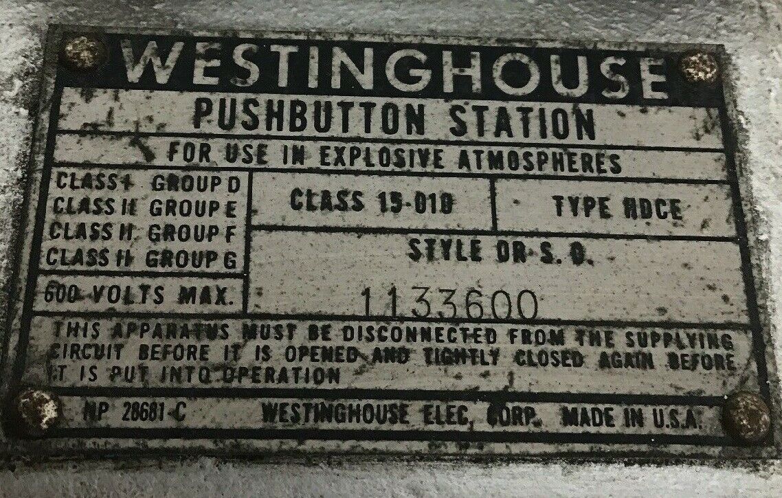 WESTINGHOUSE TYPE HDCE PUSHBUTTON STATION 1133600 CLASS 15-010 600VOLTS