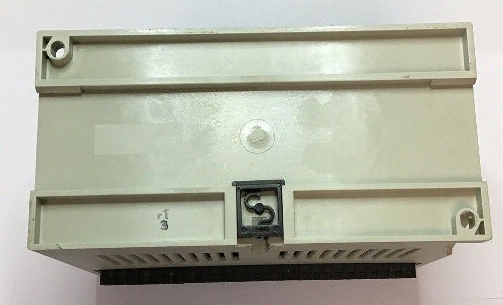 STI RM-4 QUADSAFE SAFETY CONTROLLER 43860-0010 24VDC