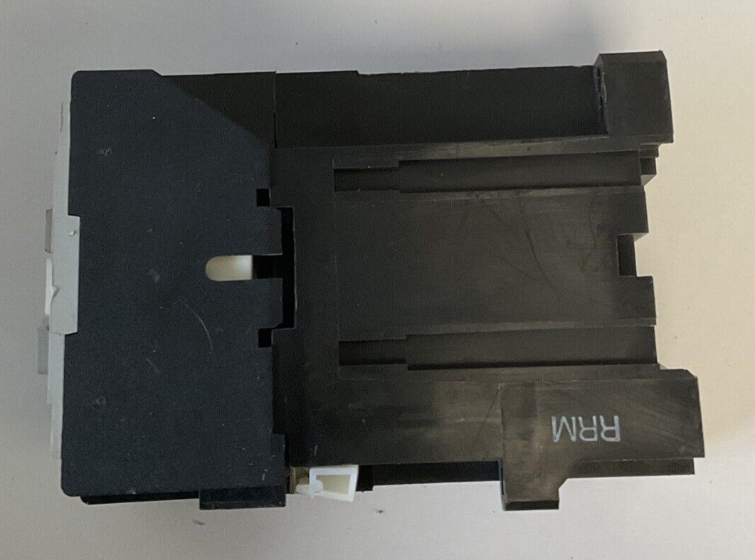 ALLEN BRADLEY 700DC-F310* CONTROL RELAY SER.C 31E 10A 660V