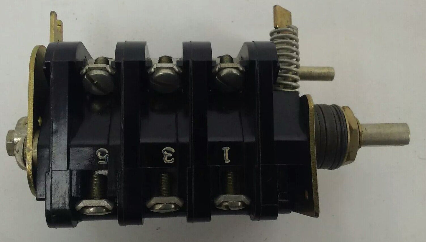 ALLEN BRADLEY BULLENTIN 806 J666731-1 SER. A, ROTARY PILOT SWITCH, 6 CIRCUITS