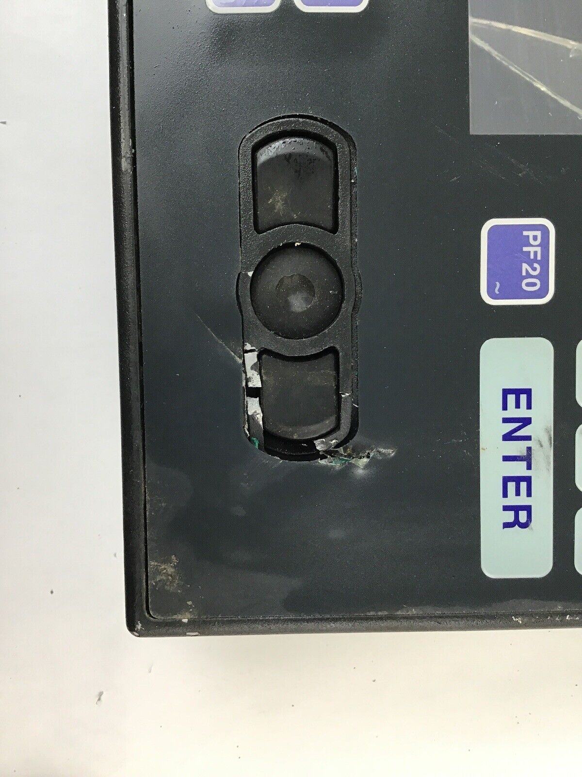 XYCOM 5015KPMT PROFACE OPERATOR PANEL 100-240VAC 1A 50-60HZ (SEE DESCRIPTION)