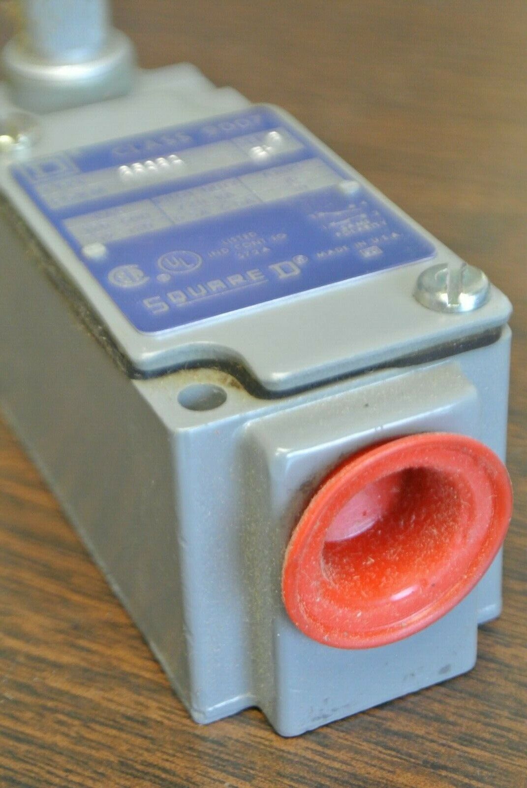 SQUARE D 9007 B53B2 Ser. B / HEAVY DUTY LIMIT SWITCH / NEW SURPLUS in BOX