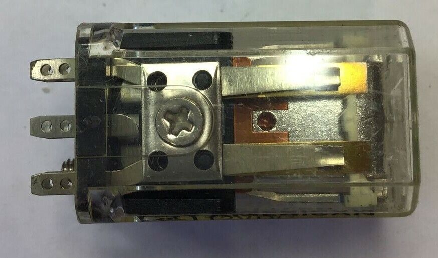 AMERICAN ZETTLER AZ420-1011-4WH 12VDC RELAY***LOTOF13****