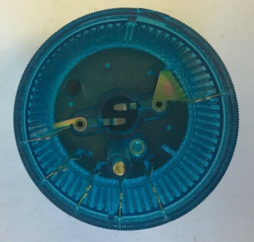 TELEMECANIQUE XVA-LC3 INDICATING BEACON COVER BLUE 7W 220VAC