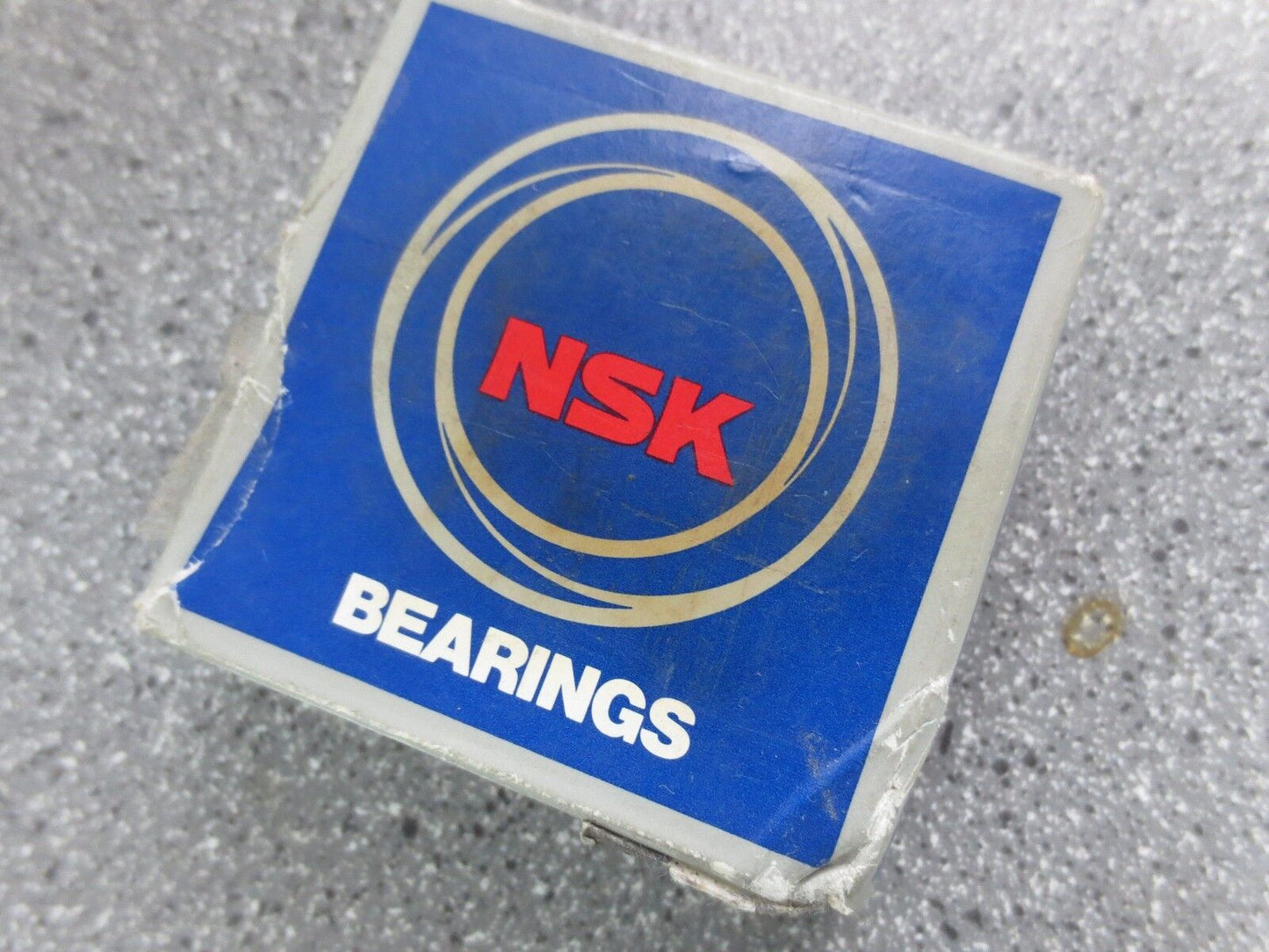NSK 6303ZZC3 SINGLE-ROW, DEEP-GROOVE BEARING 17mm X 47mm X 14mm - NEW SURPLUS
