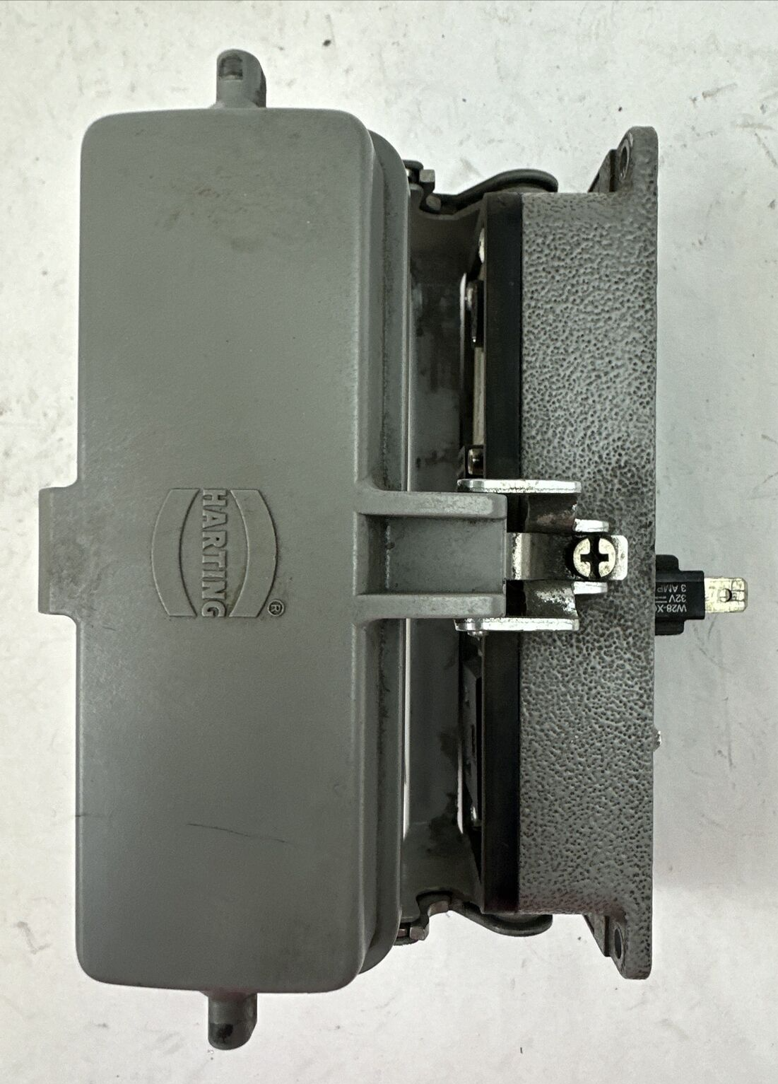 ADVANCED ENGINEERING P-B9-H3R3-U204 A-B DH+ INTERFACE 120VAC 3A
