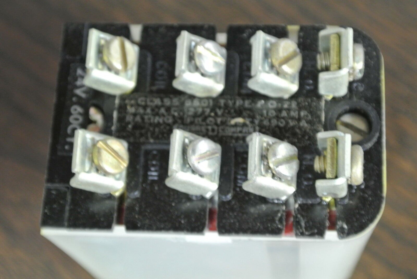 SQUARE D - 8501 FO-22 TYPE F RELAY - 8-SCREW - 24V, 60Hz - NEW SURPLUS