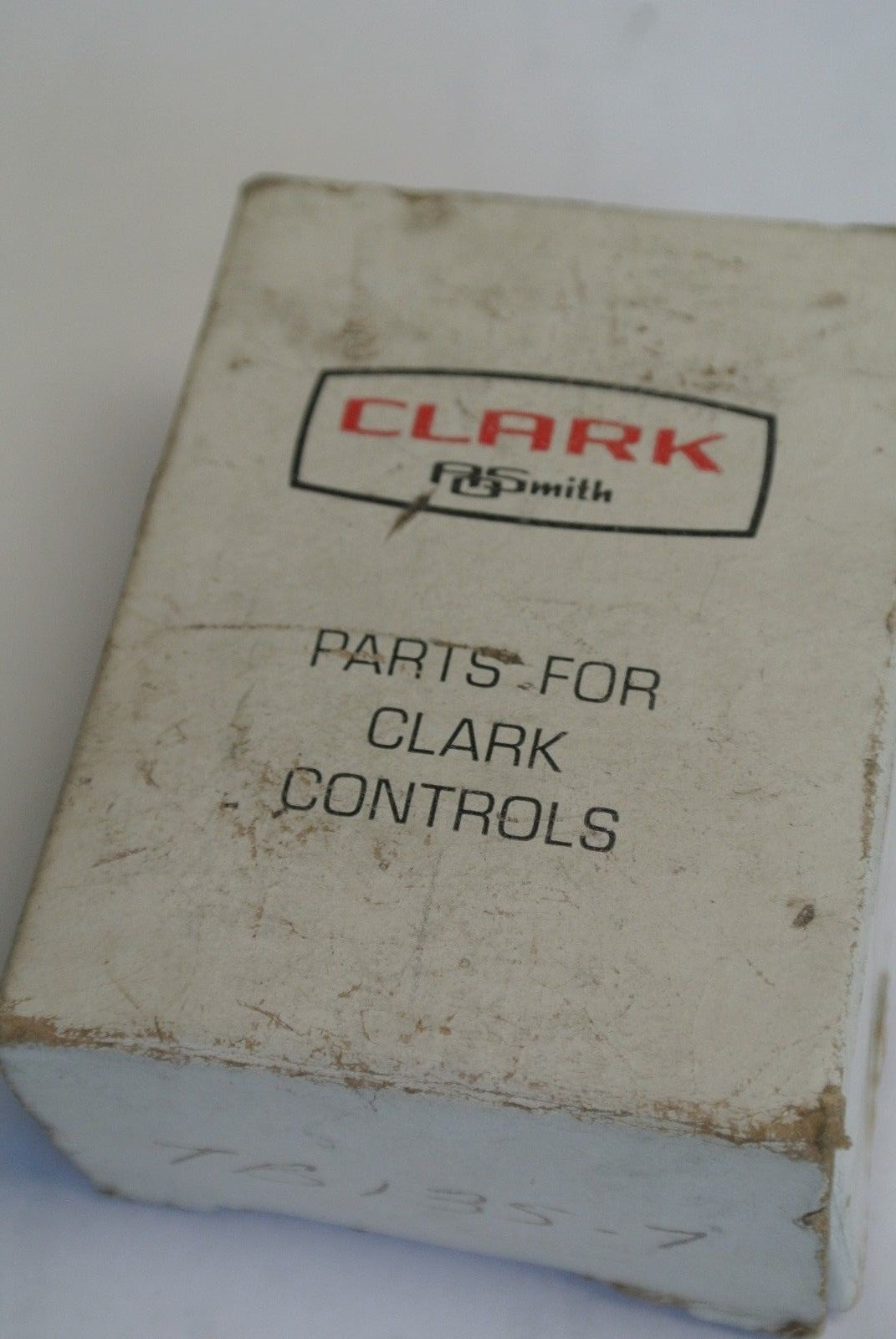 CLARK CONTROLS / AO SMITH TB135-7 COIL 110/120V, 50Hz NEW SURPLUS