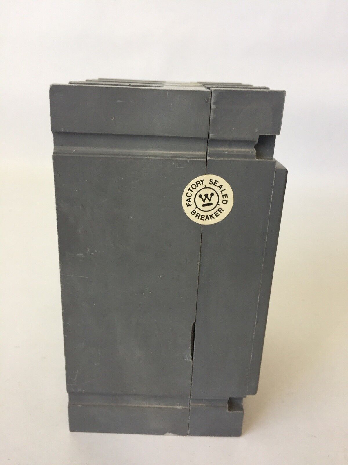 WESTINGHOUSE HFB3035V AB DE-ION CIRCUIT BREAKER 35AMP 600VAC 3POLE 5684D43G38