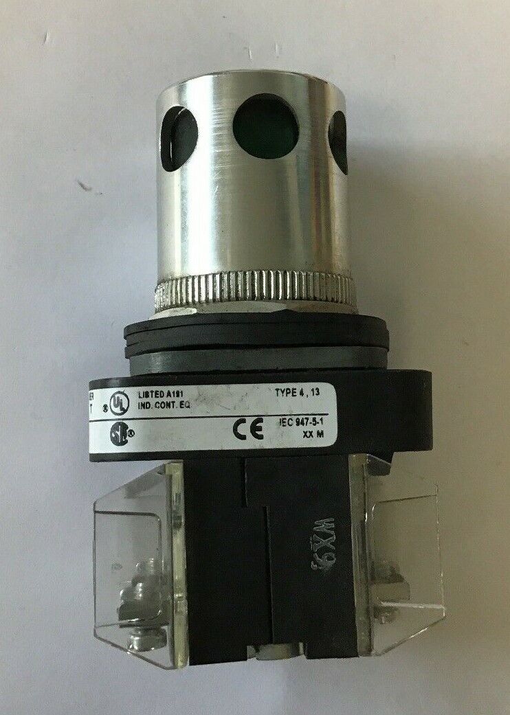 ALLEN BRADLEY 800T-QAH24GD1 , SERIES T, PUSH BUTTON GREEN, 24 VDC/AC