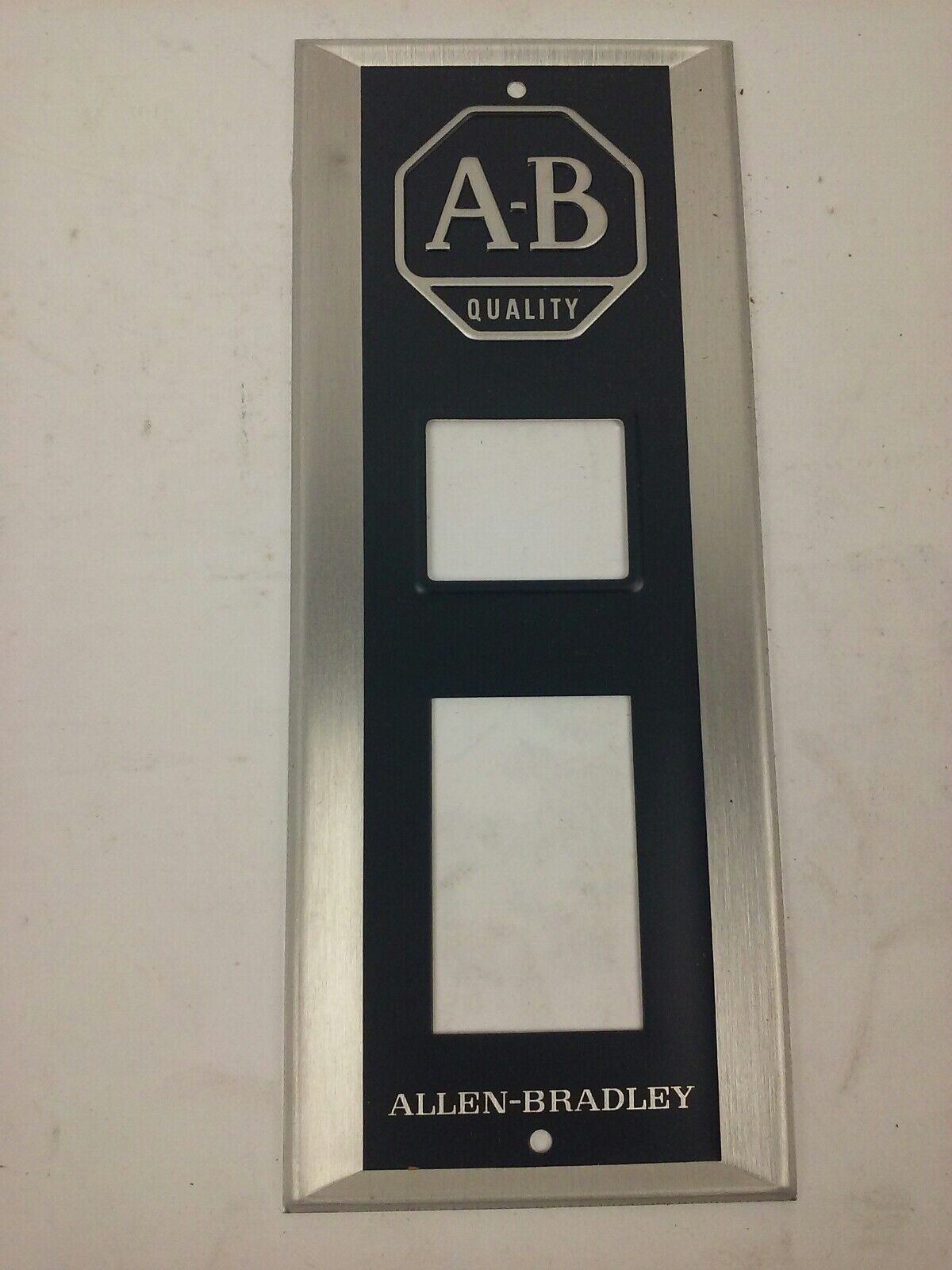 ALLEN BRADLEY 599-PL02B SER. A, PILOT LIGHT W/ RED LENS, SIZES 0-1-2, 480V- 60HZ