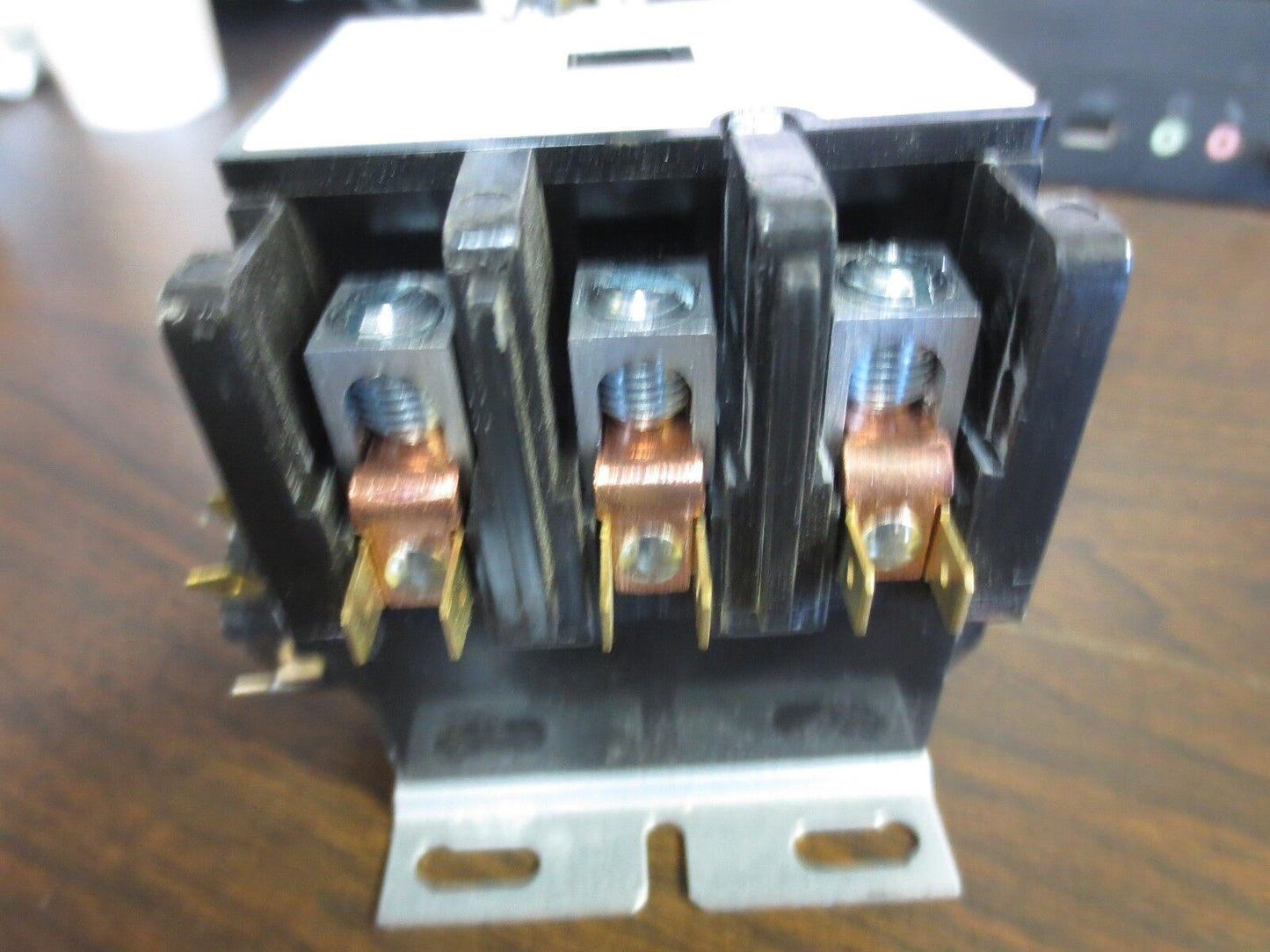 TOTALINE P282-0632 CONTACTOR 120V COIL 75A 600V w/ V7-2B17E9 SWITCH (2)