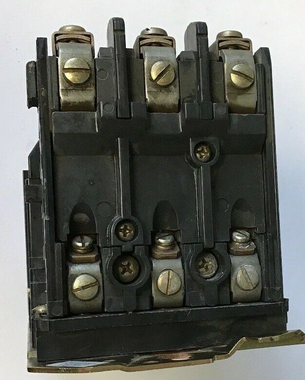 ALLEN BRADLEY 509-B0D SER.B SIZE 1 STARTER 10HP 575V 3-5POLE 27AMP W29 HEATERS