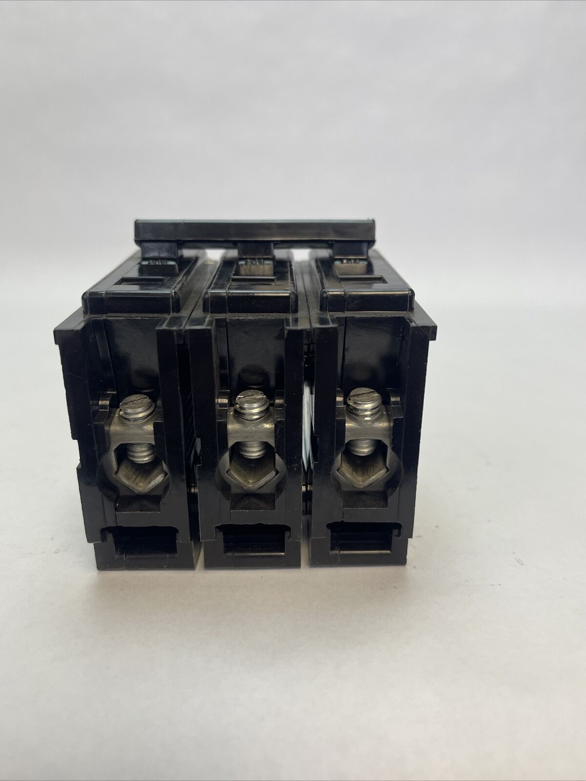 CHALLENGER CBB3060H CIRCUIT BREAKER 60AMP 3POLE 240VAC