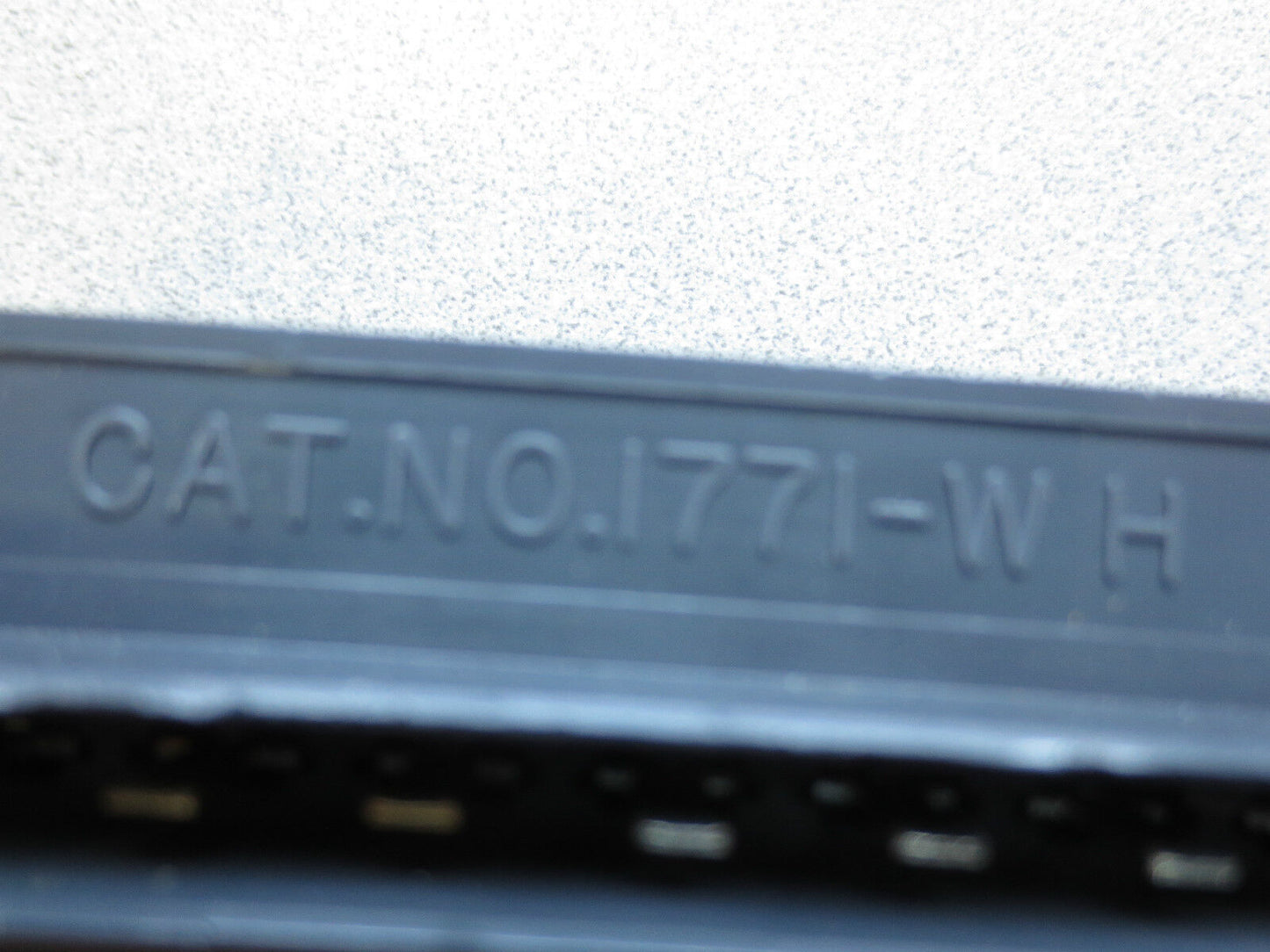 ALLEN-BRADLEY 1771-WH TERMINAL STRIP / SWING ARM for PLC - LOT of 6