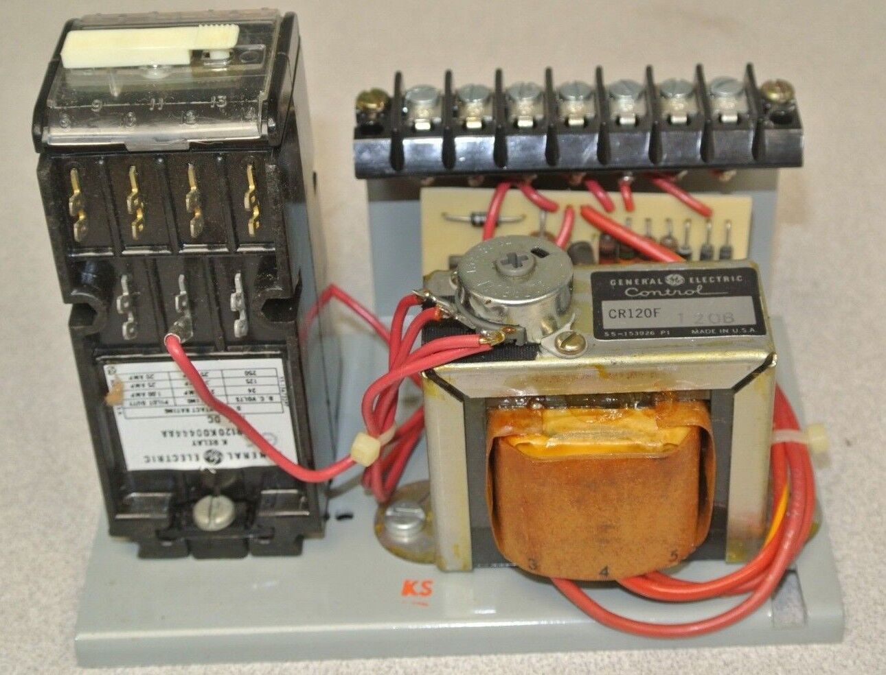 GENERAL ELECTRIC CR120F120B TRANSISTORIZED SENSITIVE RELAY 0-75 OHM NEW SURPLUS