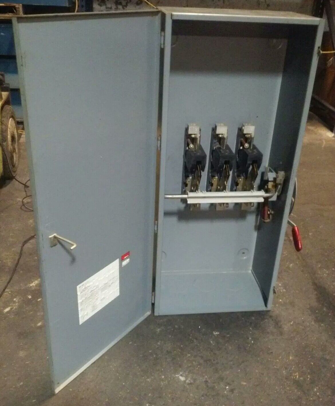 WESTINGHOUSE HUN365 NON-FUSIBLE SAFETY SWITCH, 400A, 600V, 3PH, 350HP, TYPE 1