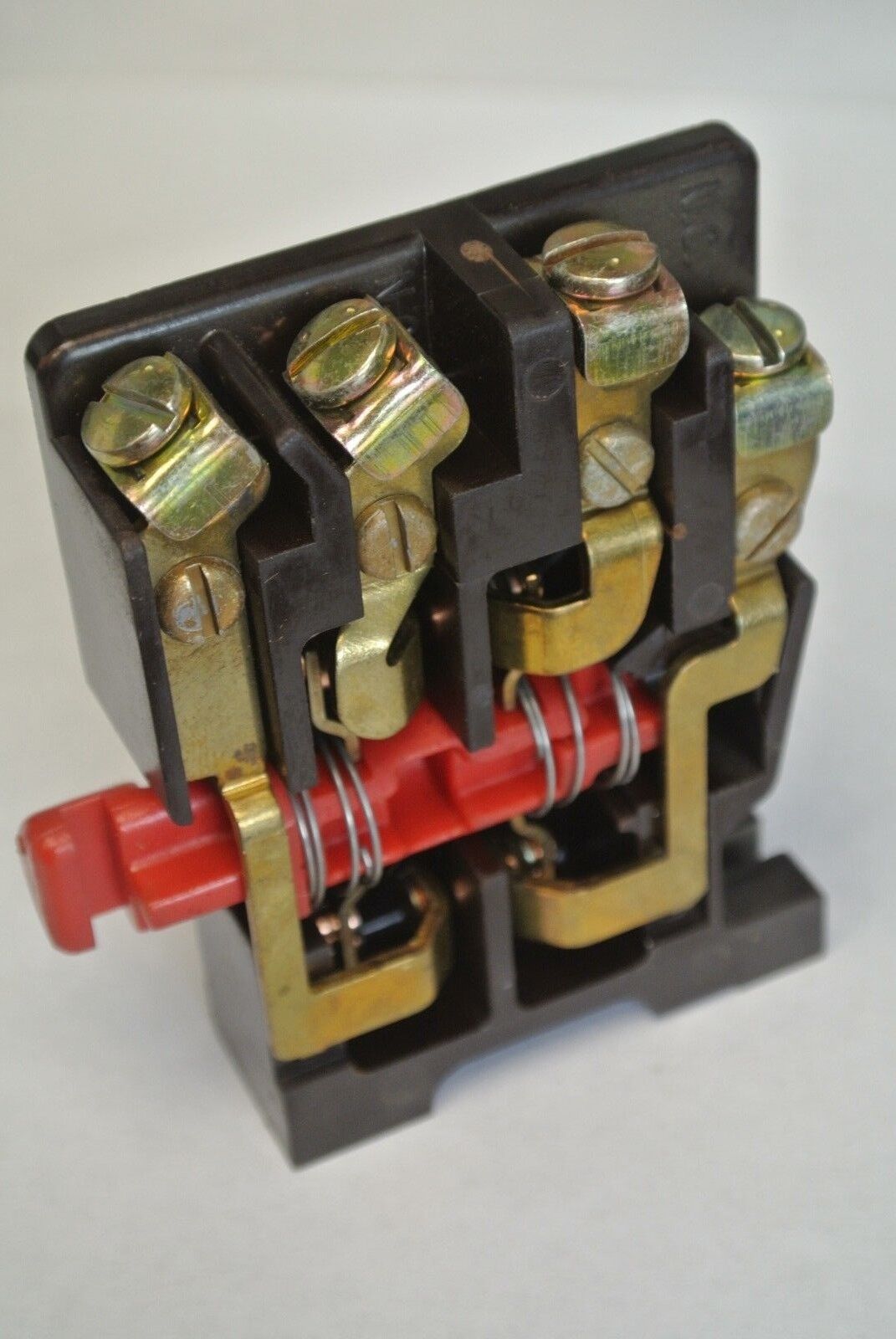 JOSLYN CLARK - KPMA - AUXILIARY CONTACT 10A, 600VAC 1 N.O. / 1 N.C - NEW SURPLUS
