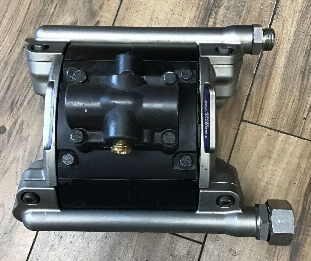 GRACO 24W347 ENDURA-FLO 4D150 DIAPHRAGM PUMP 400PSI/28BAR 100PSI 100PSI/7BAR