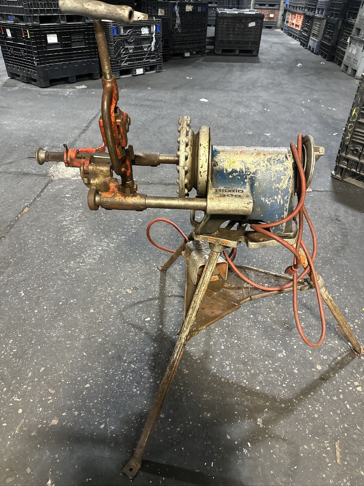 RIDGID 300 PIPE THREADER