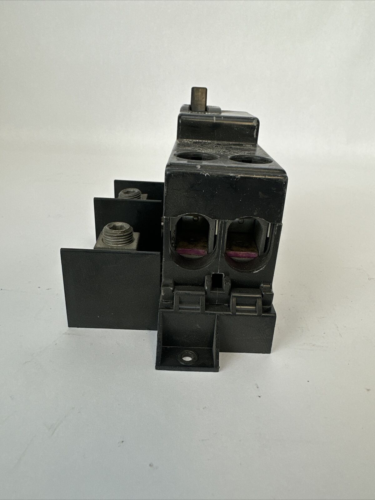 SIEMENS QN2200 CIRCUIT BREAKER 200AMP 120/240VAC 2POLE 10202L1200