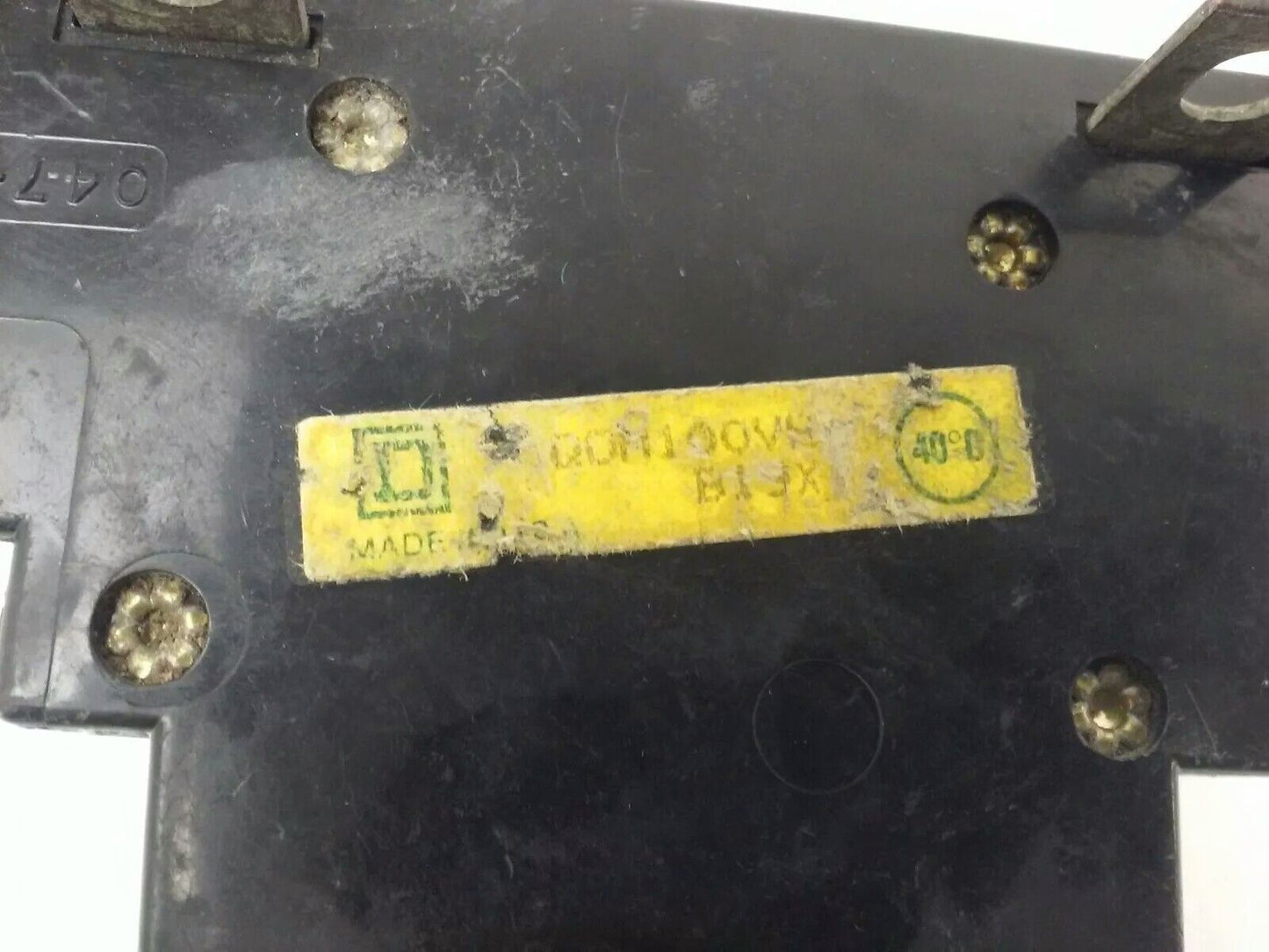 SQUARE D QOM100VH CIRCUIT BREAKER 2P 100A 120/240VAC