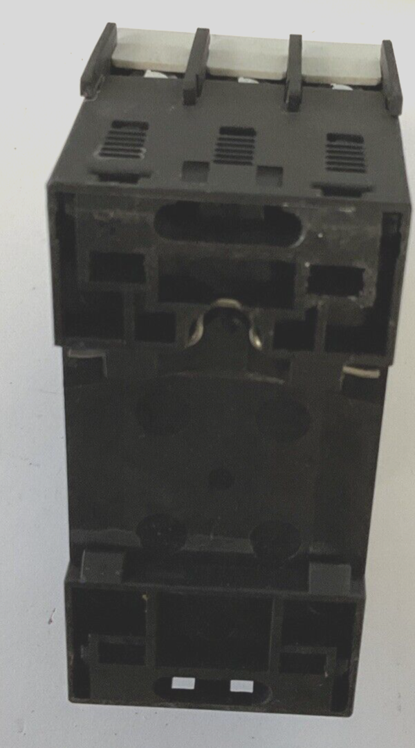 SIEMENS 3RV1021-0KA15 MOTOR STARTER 50/60HZ 600V 1.25-0.9A 6KV 16A