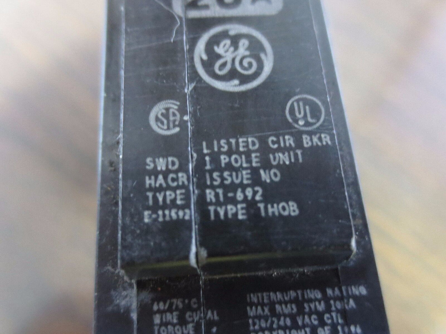 GE 1-POLE BOLT-ON CIRCUIT BREAKER THQB1120 20A ****LOTOF 5****