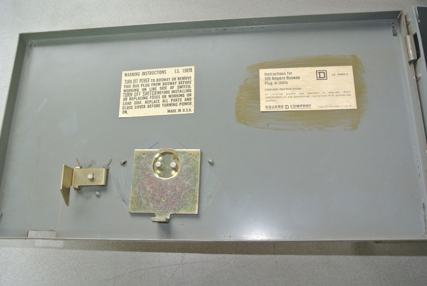 SQUARE D 100A BUSWAY PLUG-IN UNIT