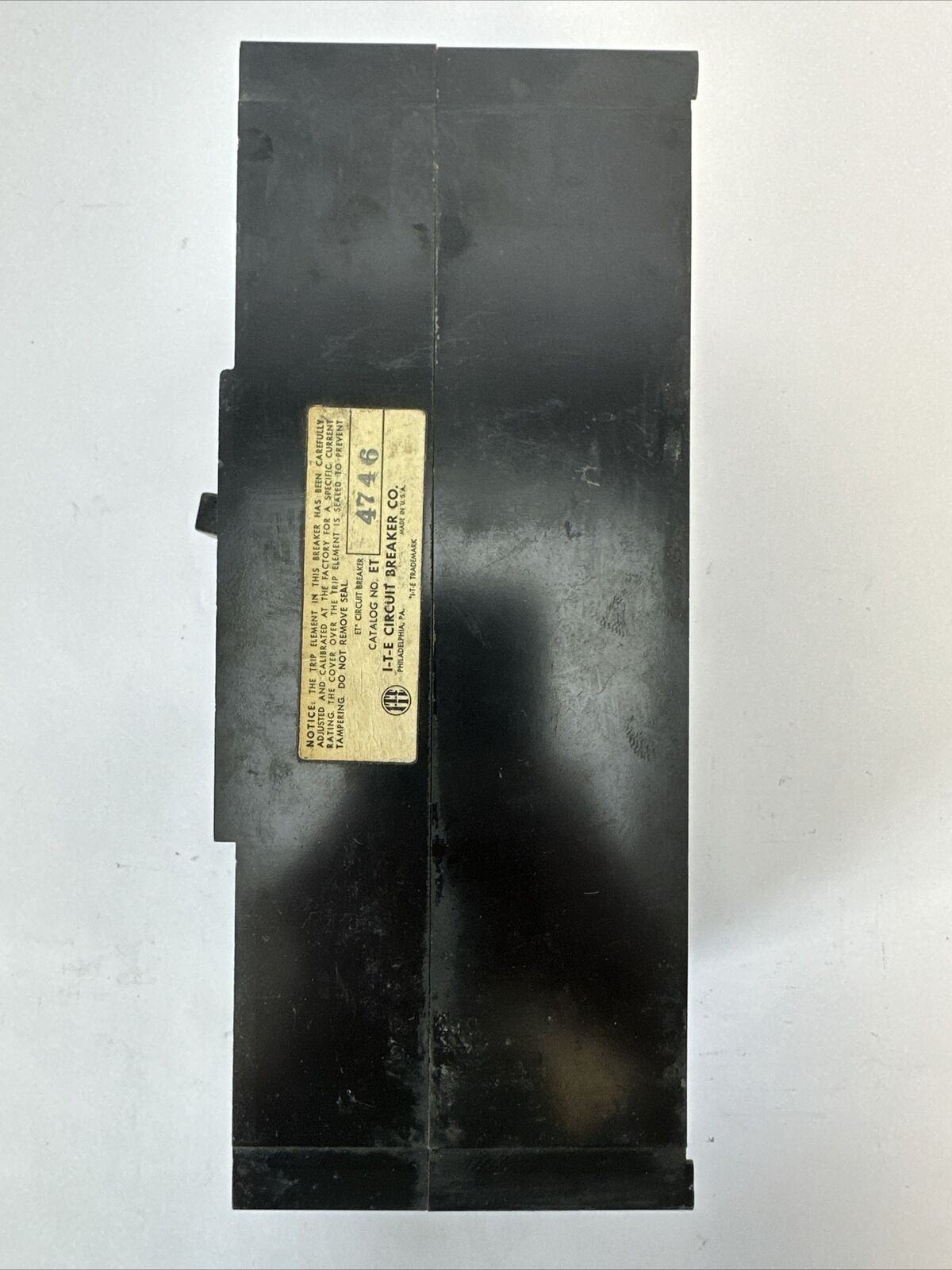 ITE ET4746 CIRCUIT BREAKER TYPE ET 225 AMPERE FJ FRAME 3P 600VAC 125/250VDC 200A
