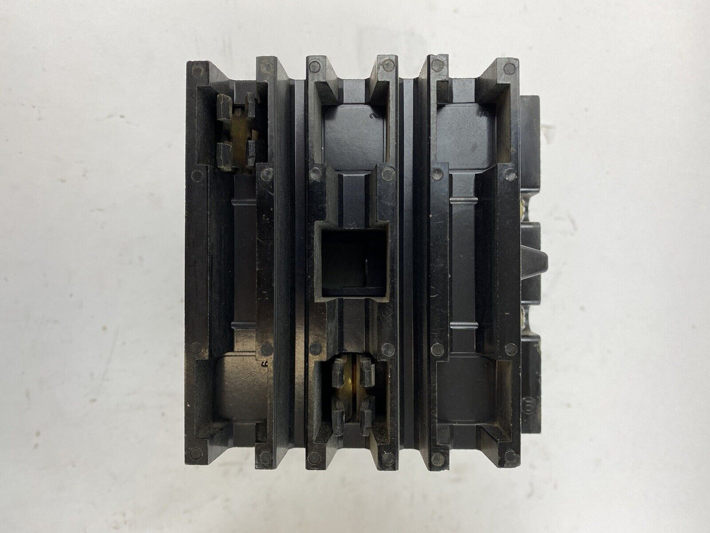 Square D FA-24015-AB 2 Pole 15A 480VAC Circuit Breaker