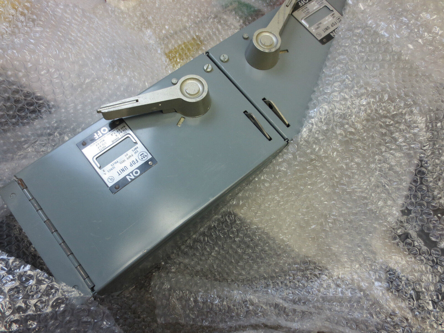WESTINGHOUSE FDPT3211 FUSIBLE PANELBOARD SWITCH 240VAC 30A