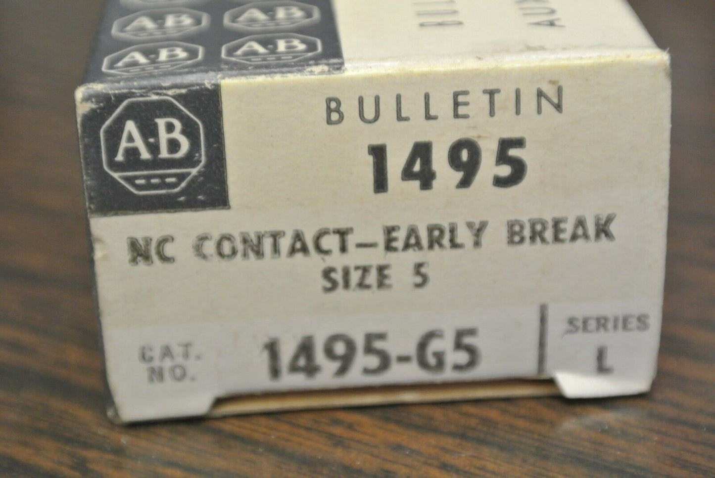 ALLEN-BRADLEY 1495-G5 AUXILIARY CONTACT / N.C. / EARLY BREAK / SIZE 5 / NEW SURP
