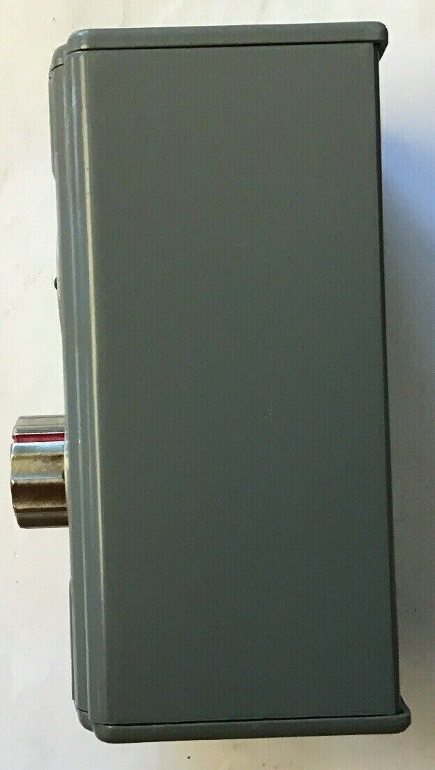 CUTLER HAMMER 10250H1051C PUSHBUTTON STATION START-STOP-JOG-ON 2BUTTON