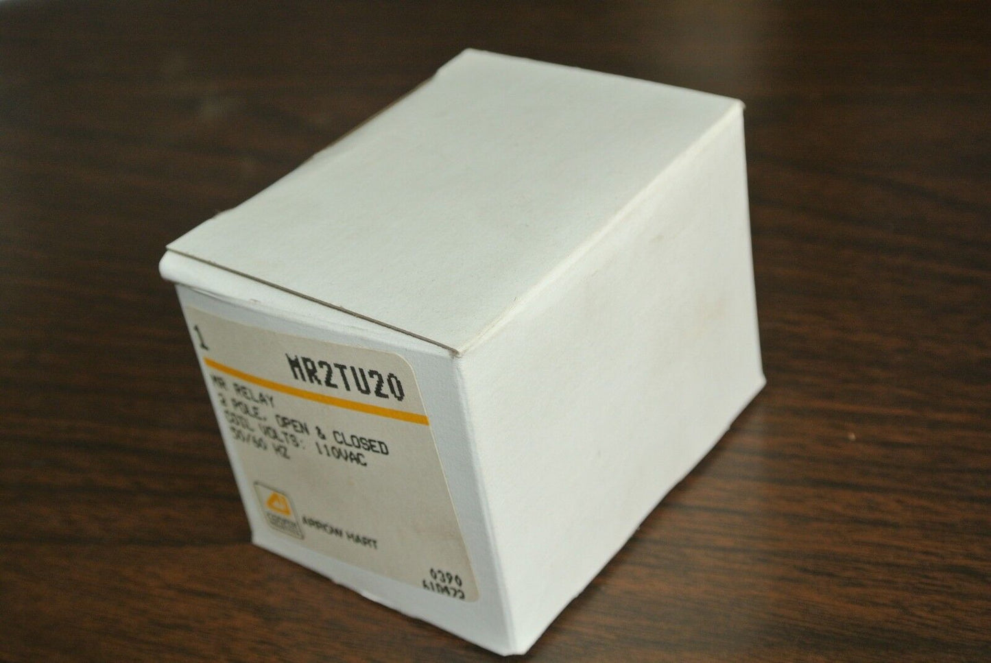 ARROW HART / COOPER MR2TU20 MR RELAY, 2 POLE, OPEN & CLOSED / 110V- NEW SURPLUS