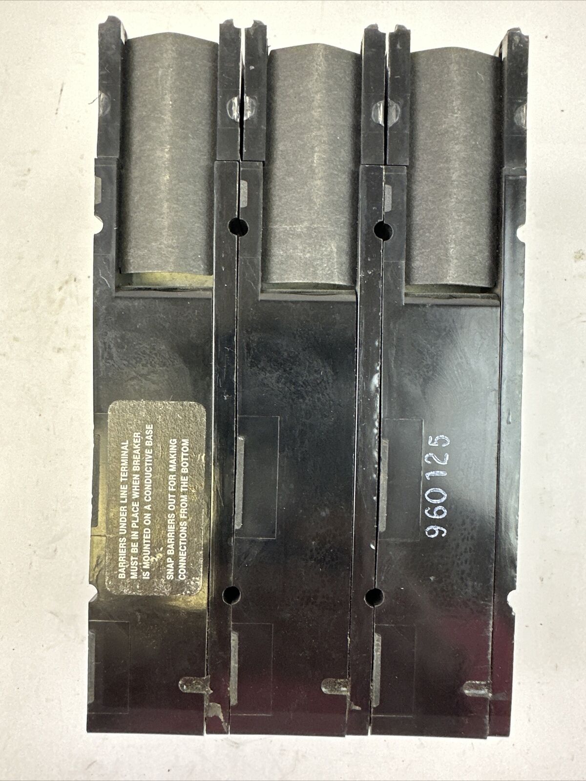 THOMAS & BETTS TBFL-23-200 CIRCUIT BREAKER 3POLE 200A 240VAC TYPE TBFL E-162469