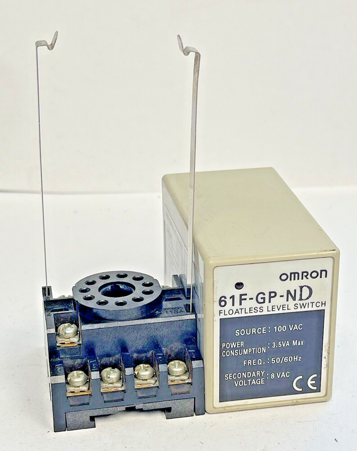 OMRON - 61F-GP-ND - FLOATLESS LEVEL SWITCH 100VAC & OMRON - PF113A - SOCKET BASE
