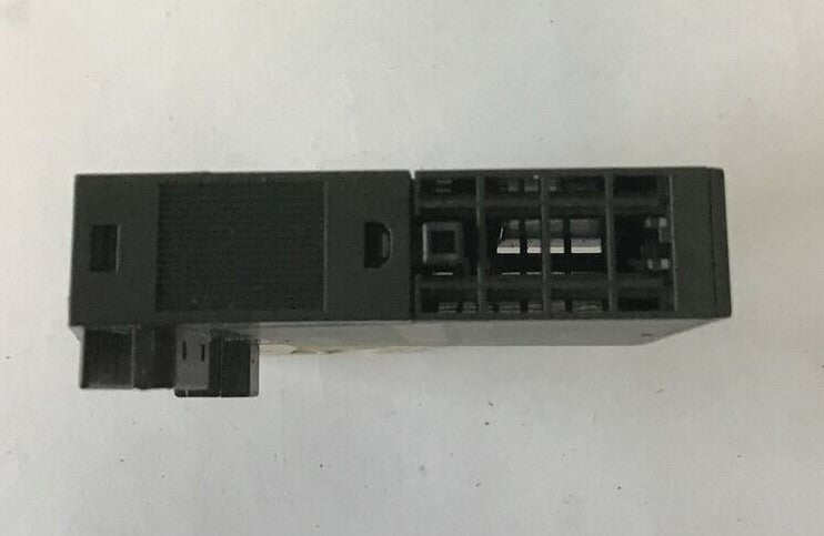 SIEMENS 6ES7 138-4CB10-0AB0 POWER MODULE W/ 6ES7 193-4CD20-0AA0 OUTPUT MODULE