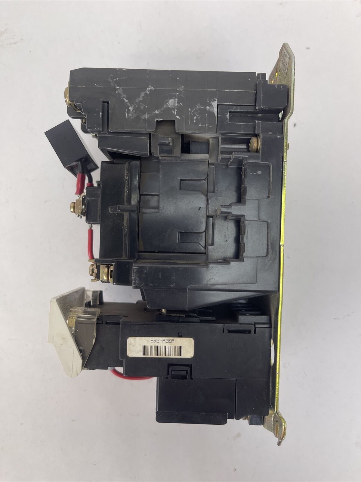 ALLEN BRADLEY 509-B0D-A2E STARTER 600VAC 27A 10HP SER B COIL 115-120V 592-A2EA