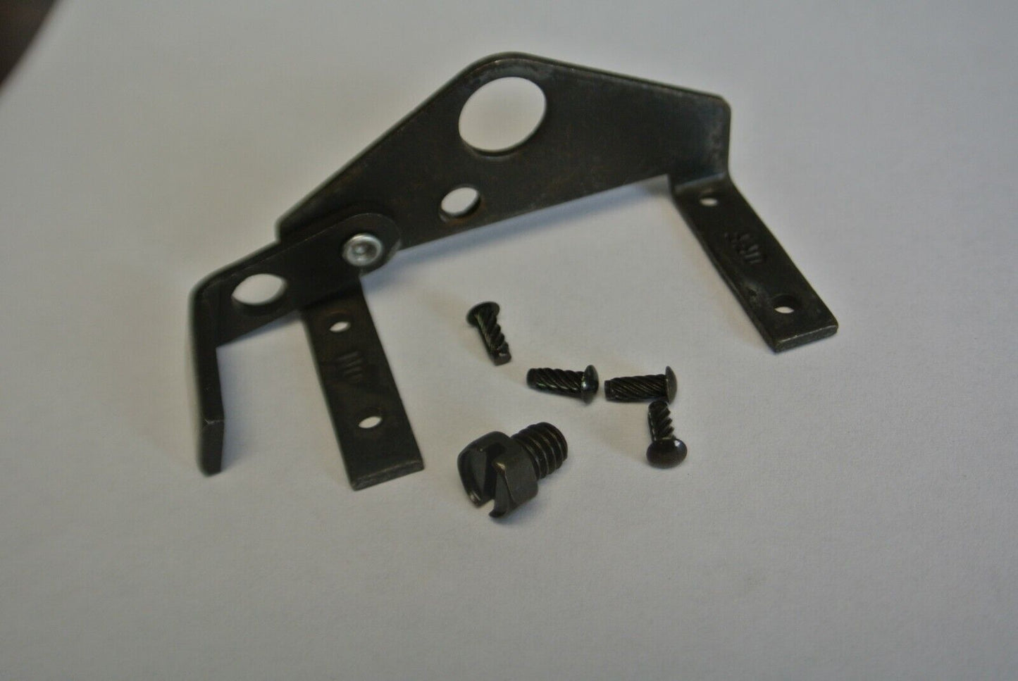 SQUARE D HPA-FYQ / HANDLE LOCKOFF KIT for Q2 & FY FRAME BREAKERS***LOTOF4***