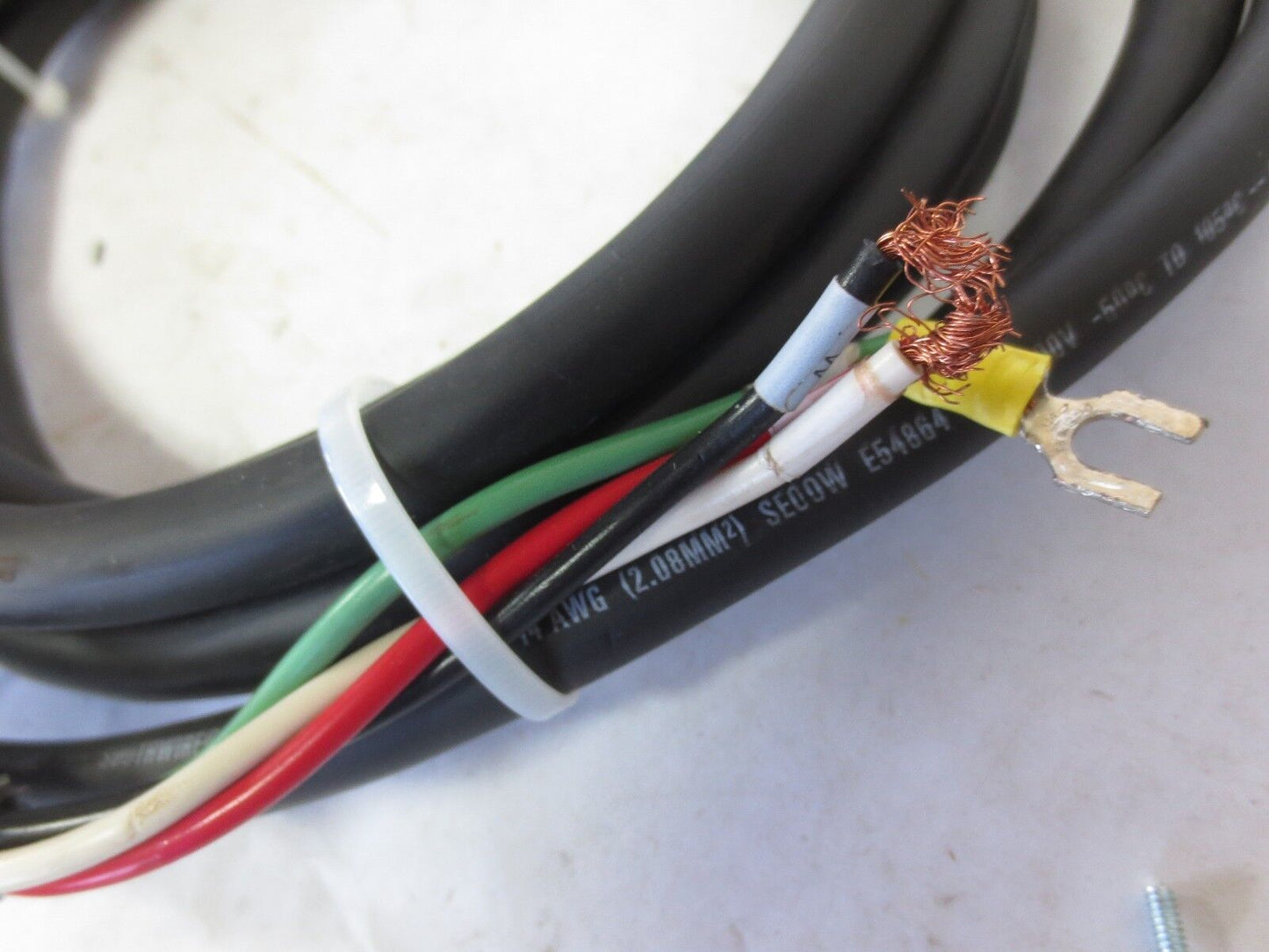 YASKAWA POWER CABLE 31EV-05(A)-E Rev. 2 / 81EV-05(A)-E (?) - NEW SURPLUS ?