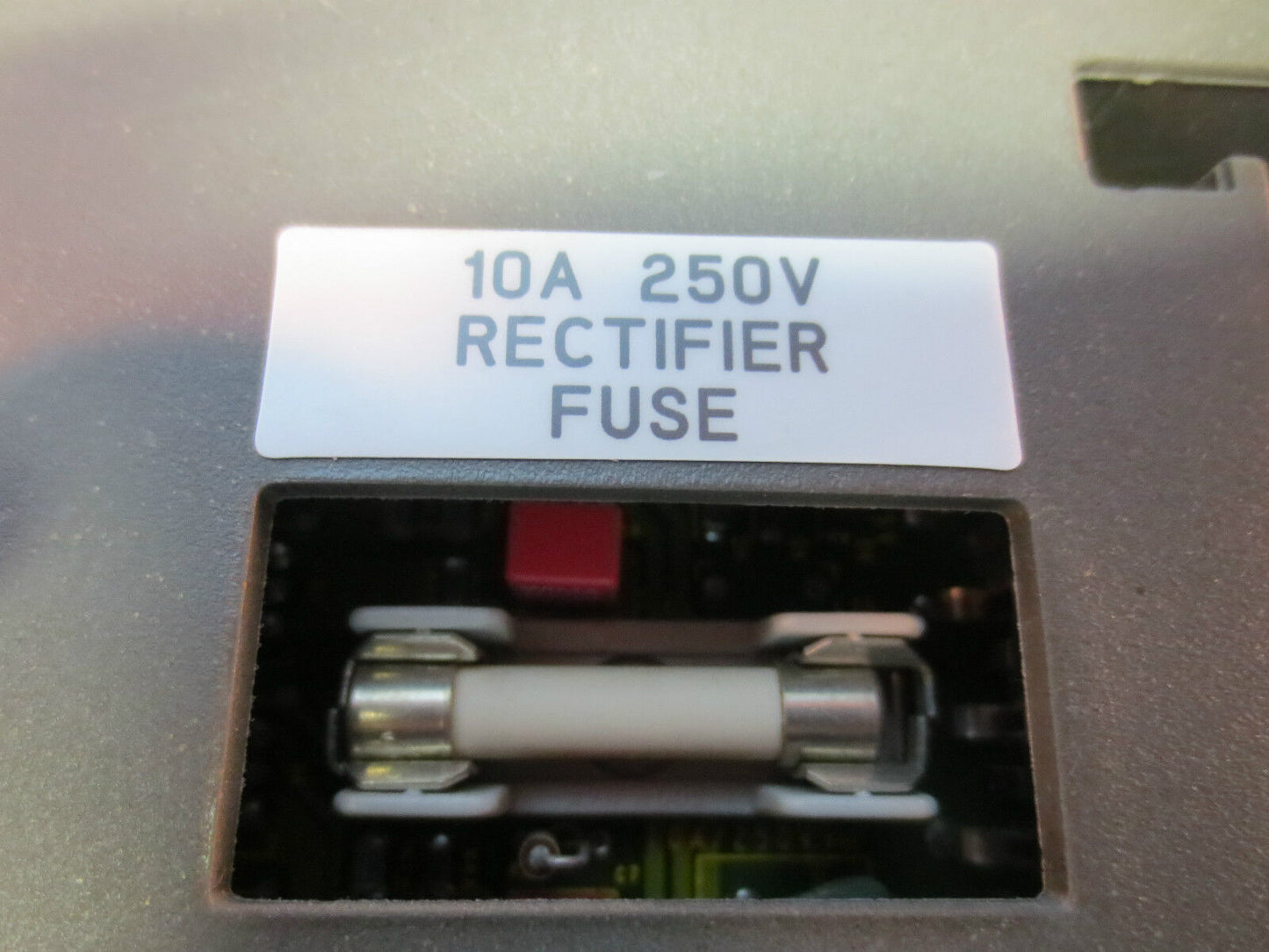 ALLEN-BRADLEY 1771-OAD B 12 to 120V AC OUTPUT MODULE