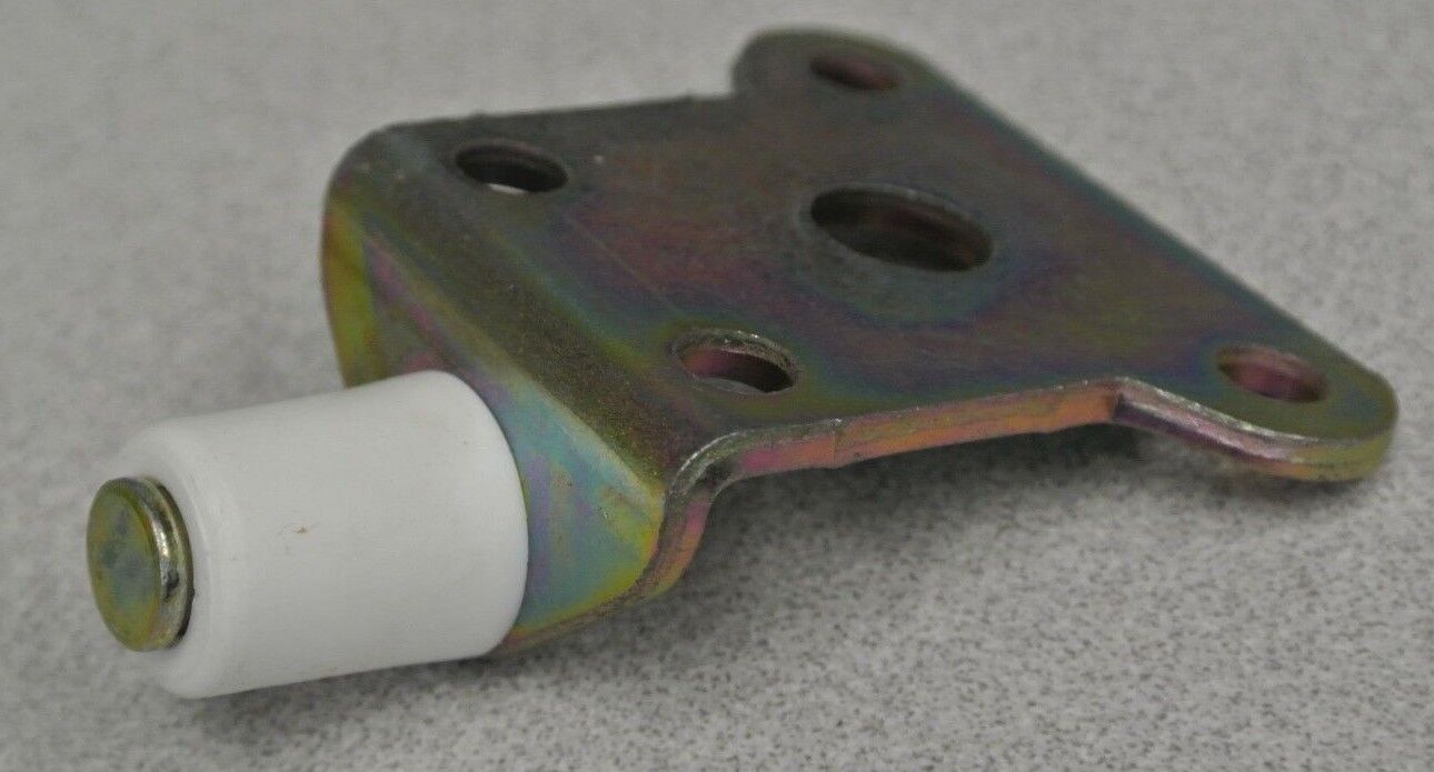 SQUARE D 9423 M-3 THIRD ROLLER LATCH KIT for M4, M4L, M9, M9L / NEW SURPLUS