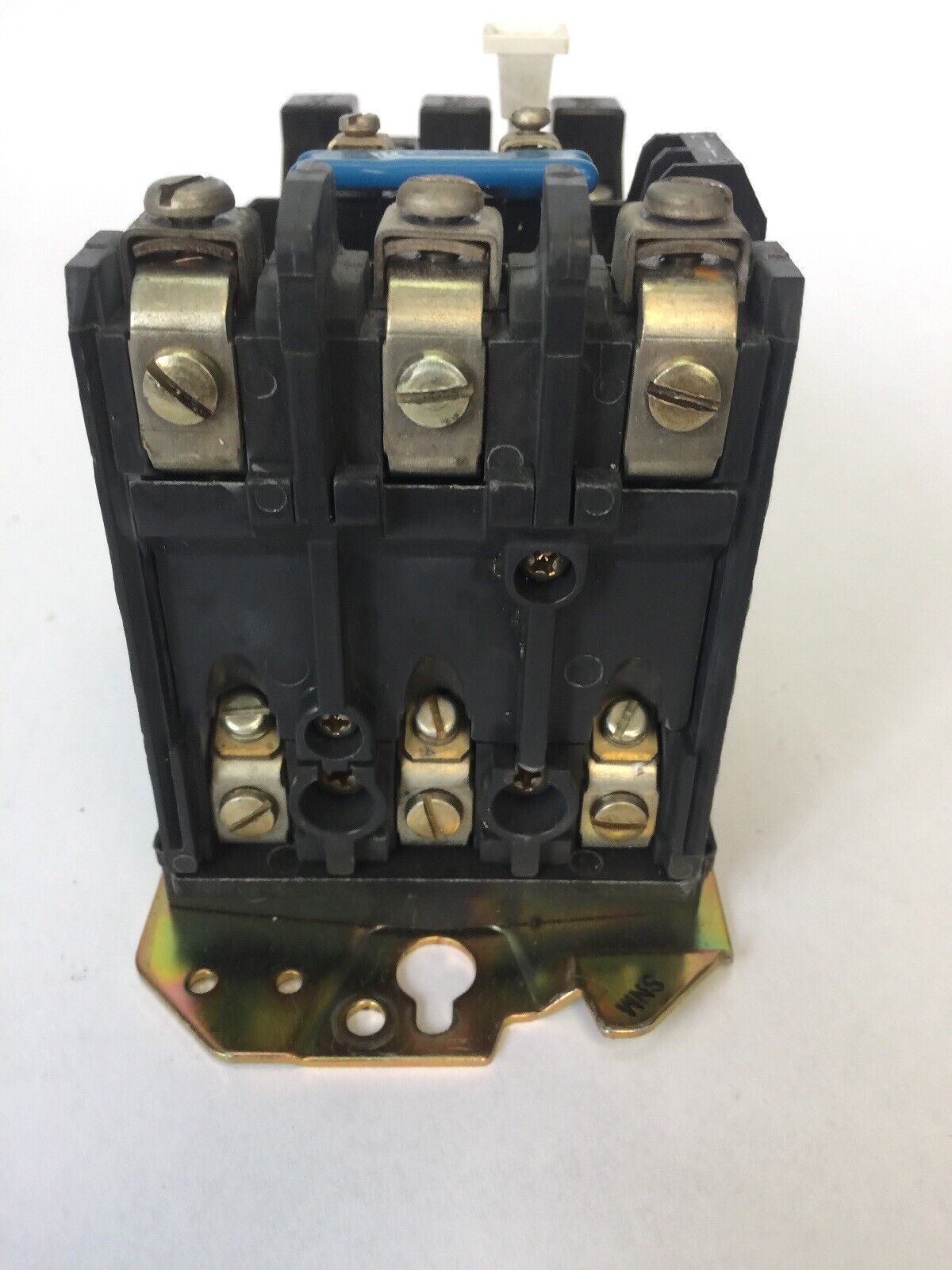 ALLEN BRADLEY 509-B0D SIZE 1 STARTER 600VAC 27AMP 10HP W50 HEATERS 120V COIL