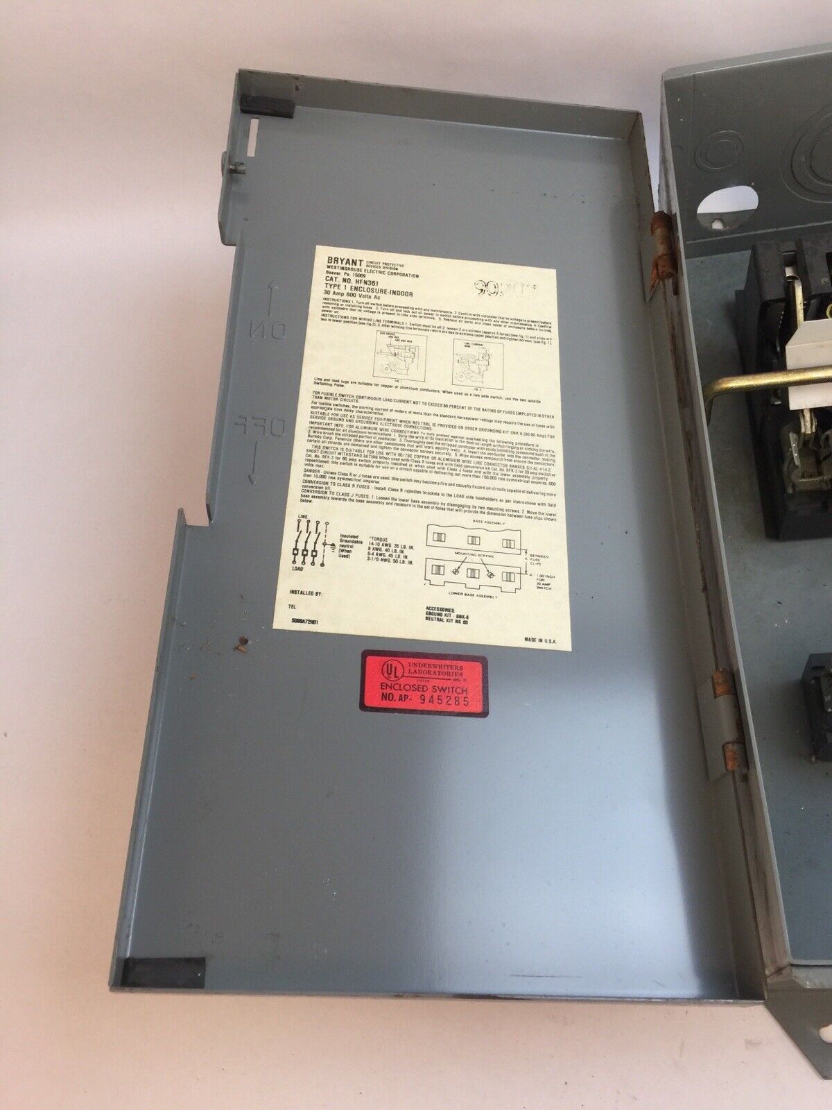WESTINGHOUSE HFN361 FUSIBLE HD SAFETY SWITCH 600VAC 30AMP TYPE 1 ENCLOSURE 20HP