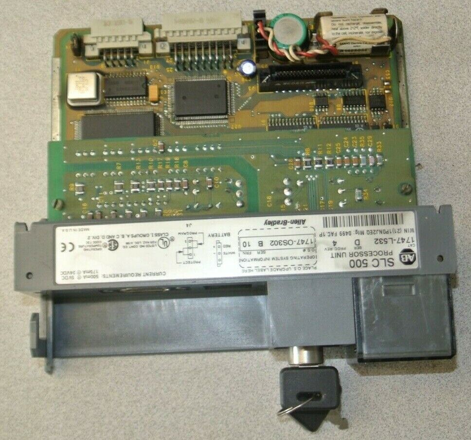ALLEN-BRADLEY 1747-L532 SLC500 PROCESSOR UNIT - Ser. D, Proc. Rev. 4 - w/ KEYS